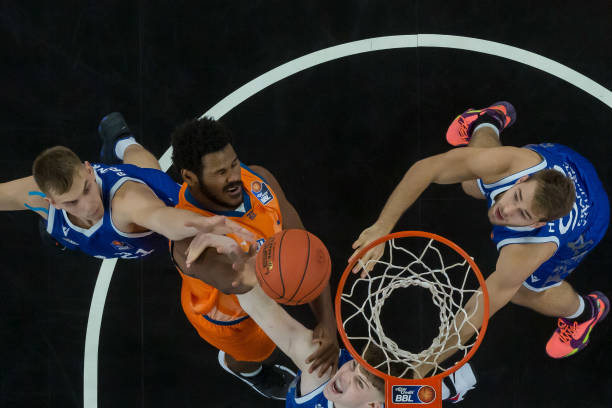 虽然完整赛 虽然完整赛